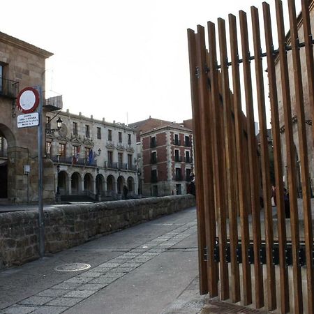 Casa Bubi Apartment Soria Bagian luar foto